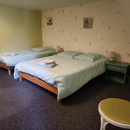 Hostellerie Du Chateau Bellenaves Pokoj fotografie